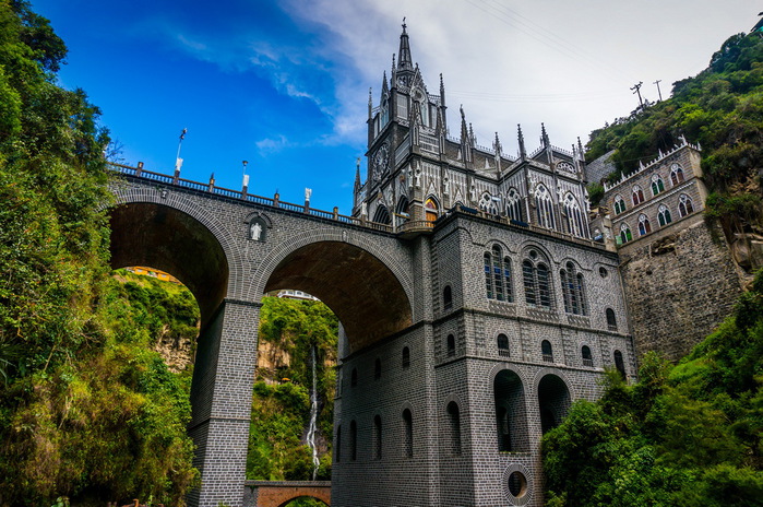 las-lajas_01 (700x464, 177Kb)