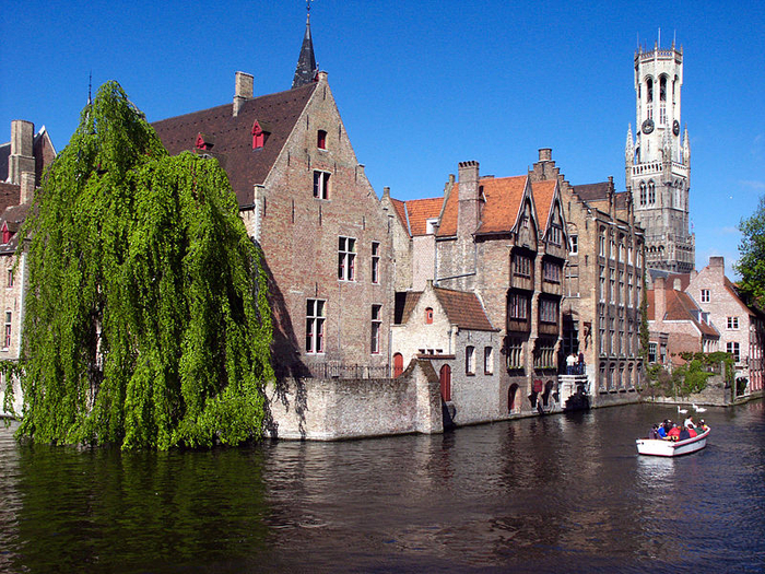 Brugge (700x525, 618Kb)