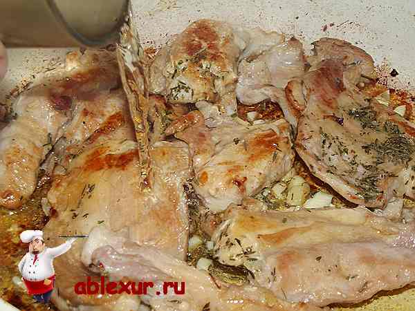 Филе кролика в сметане на сковороде рецепт с фото
