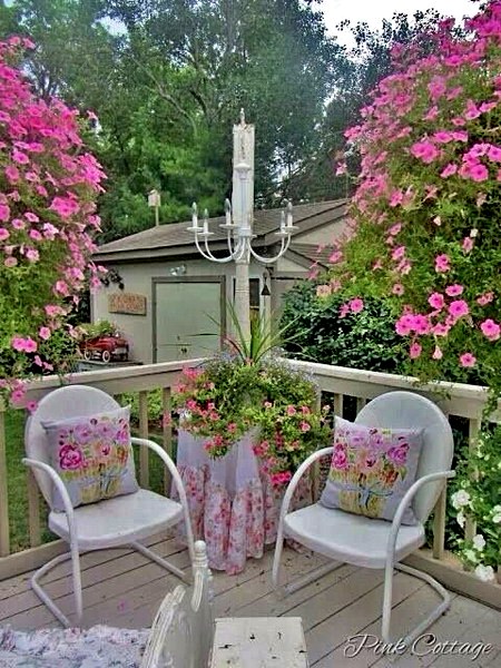 shabby-chic-in-terrace-design-flowers2/4019326_shabbychicinterracedesignflowers2 (450x600, 111Kb)