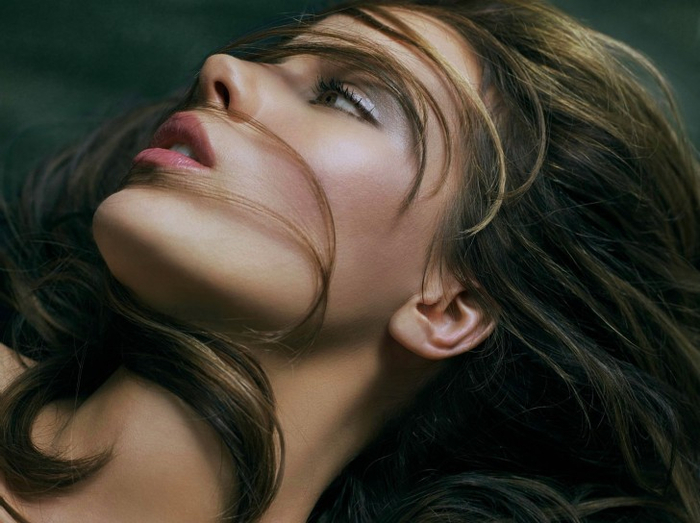 beauty-girl-face-close-up-lips_2140085571 (700x523, 313Kb)