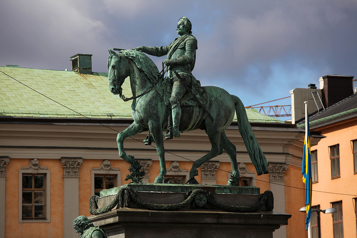 3437398_1455973734_equestrianstatueofkinggustaviiadolf (700x466, 200Kb)