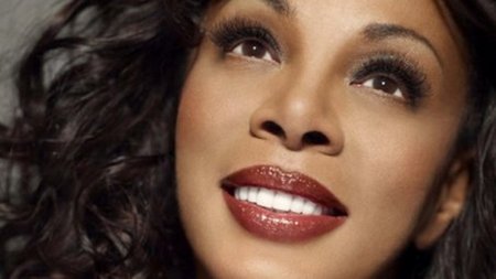 donna-summer-albums-on-the-radio-i16 (450x253, 19Kb)