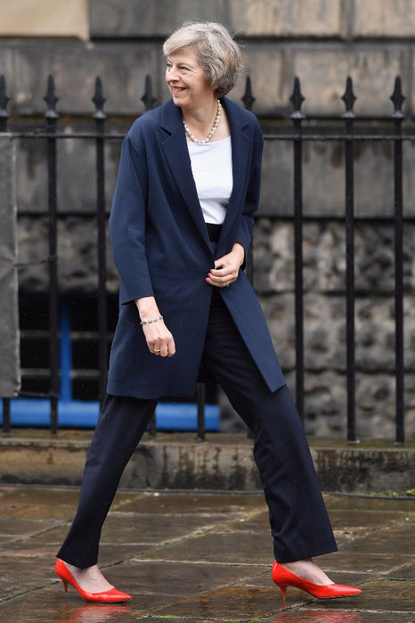 theresa-may (466x700, 347Kb)