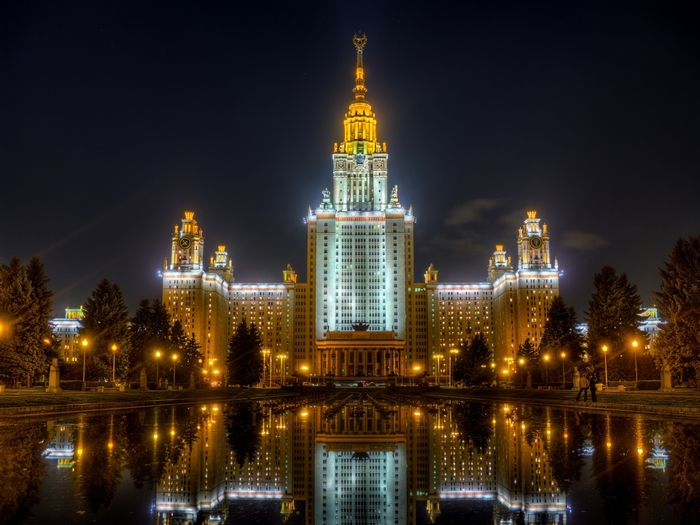 4709286_Russia_Moscow_Houses_425382 (700x525, 253Kb)