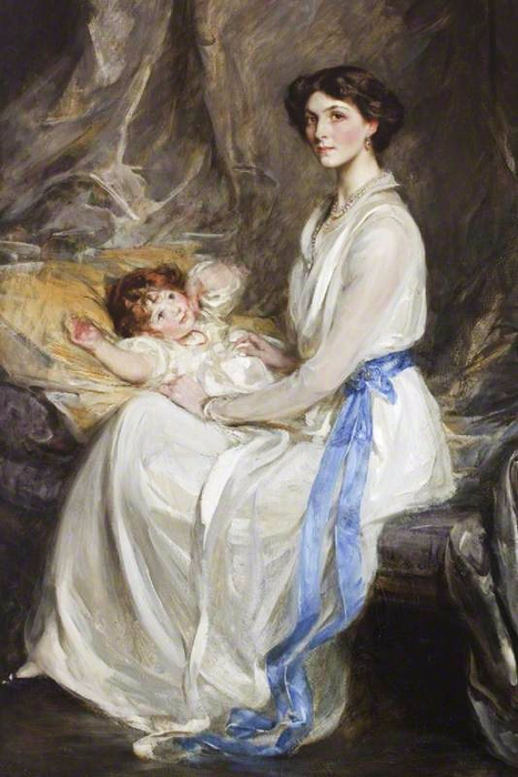 Viscountess Ingestre, and Her Infant Son. 1914 (467x700, 334Kb)