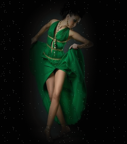 Живой плясать. Девушка в зеленом платье танцует. Танцующая девушка в зеленом. Восточная девушка в зеленом. Танец девушки в зелёном платье.
