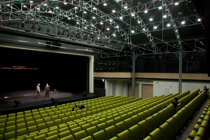 Молодежный театр на Фонтанке. Здание4 (700x466, 355Kb)