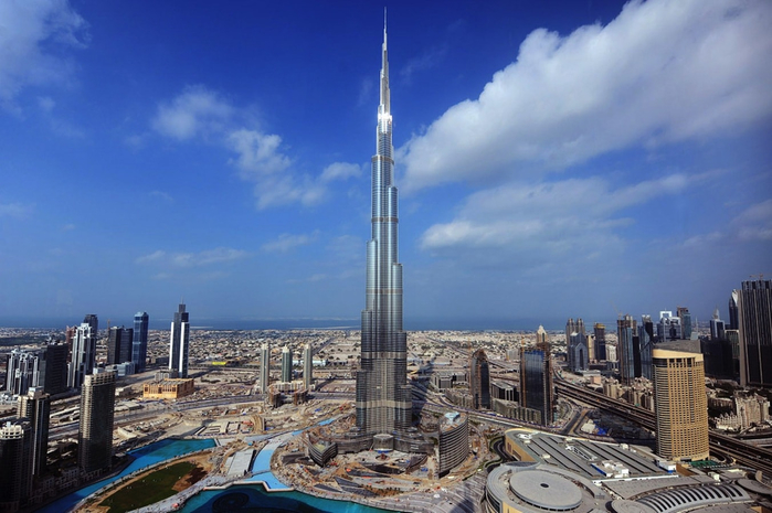 Burj-Khalifa-Dubai (700x465, 317Kb)