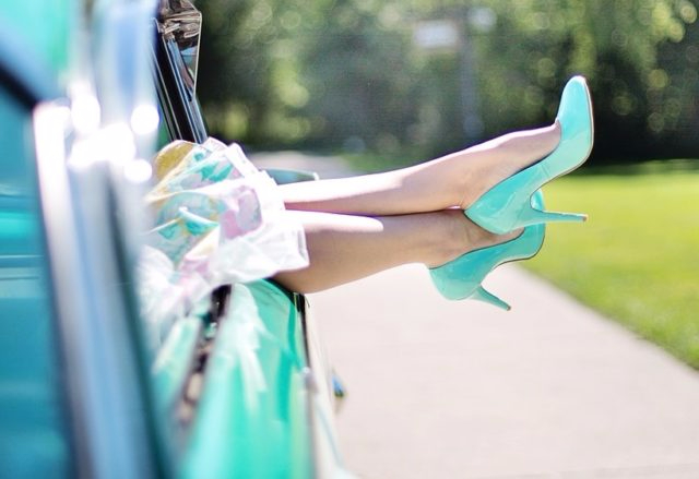 womans-legs-887286_1280-640x439 (640x439, 184Kb)