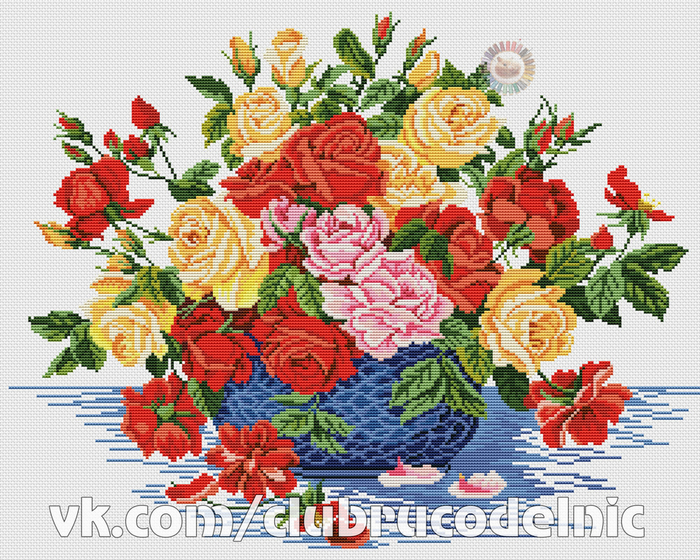 Roses in a blue bowl (700x560, 630Kb)