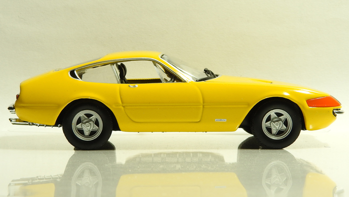 F365GTB4D_4-4 (700x393, 231Kb)