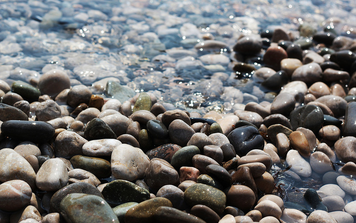 Stones_Water_441412_2880x1800 (700x537, 187Kb)