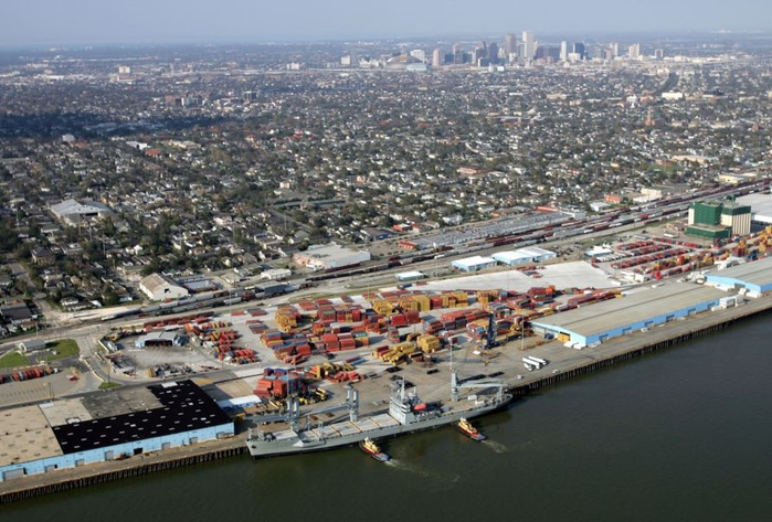 The-Port-of-New-Orleans-e1462292619677 (700x473, 368Kb)