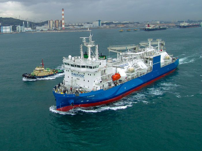 The Kairos, the world's largest LNG bunker vessel (700x525, 233Kb)