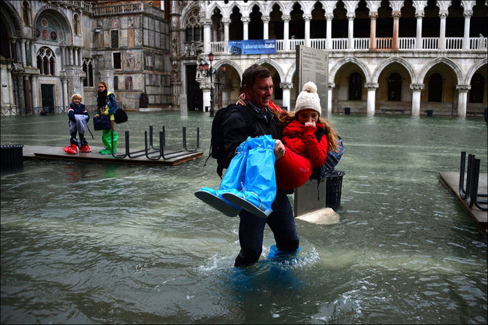 venice-tide-13 (700x466, 118Kb)