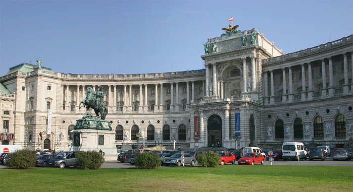 Wien_Hofburg (900x581, 100Kb)