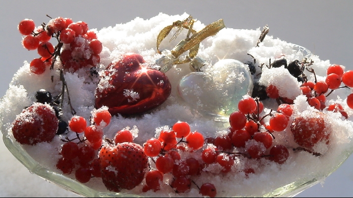 Десерт фрукты под снегом