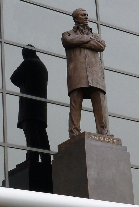 Ferguson_statue_at_Old_Trafford (471x700, 237Kb)