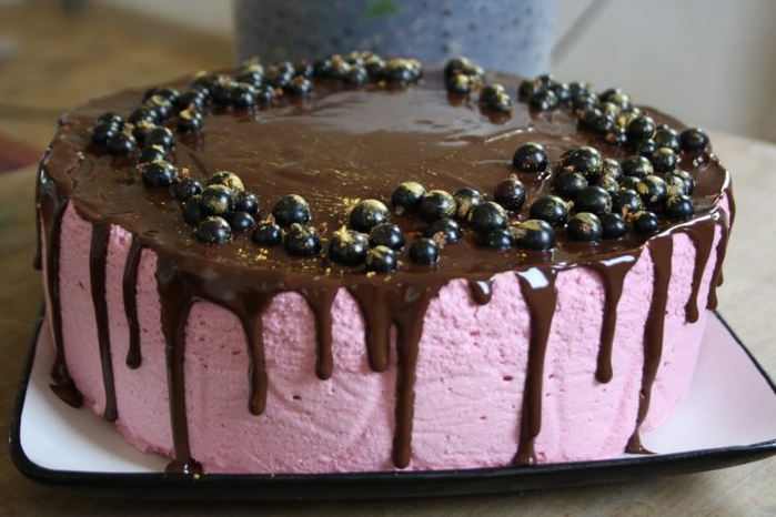 Смородиновый торт-суфле (700x466, 287Kb)