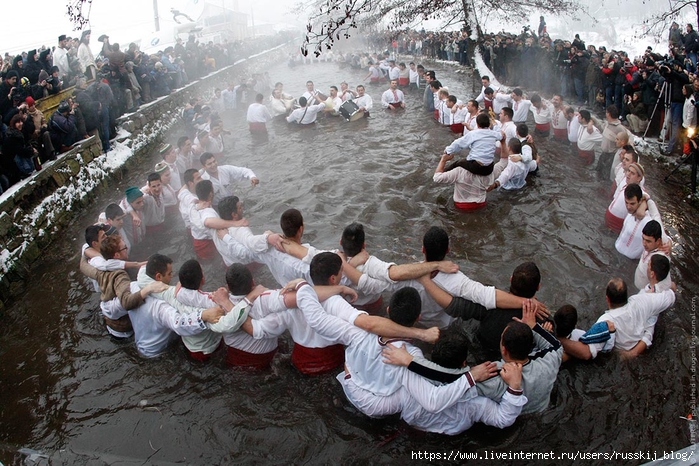 Водокрес водосвет славяне 19 января (700x466, 340Kb)