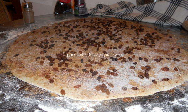 bulochki_s_koricei_i_iziumom-80126 (600x360, 159Kb)