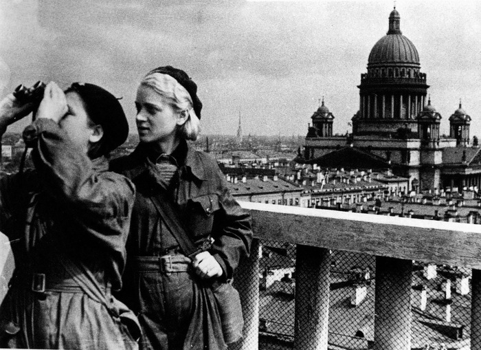  -    .       . 19411942  (700x509, 150Kb)