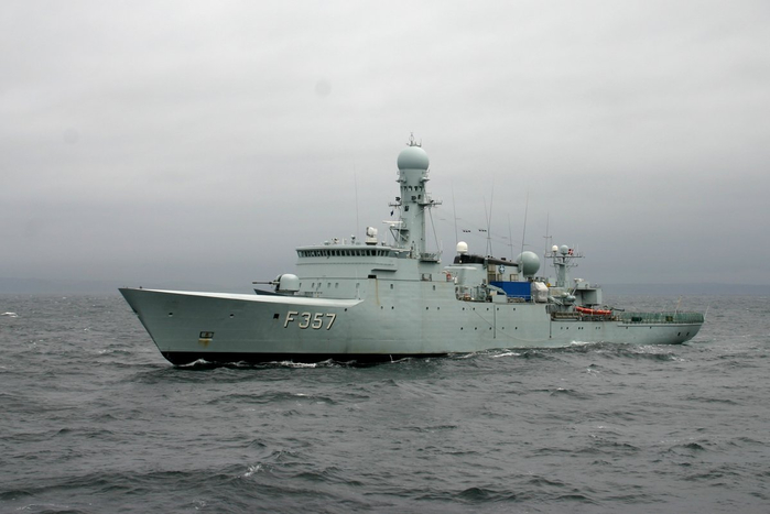 HDMS Thetis (F357), Royal Danish Navy (700x467, 186Kb)