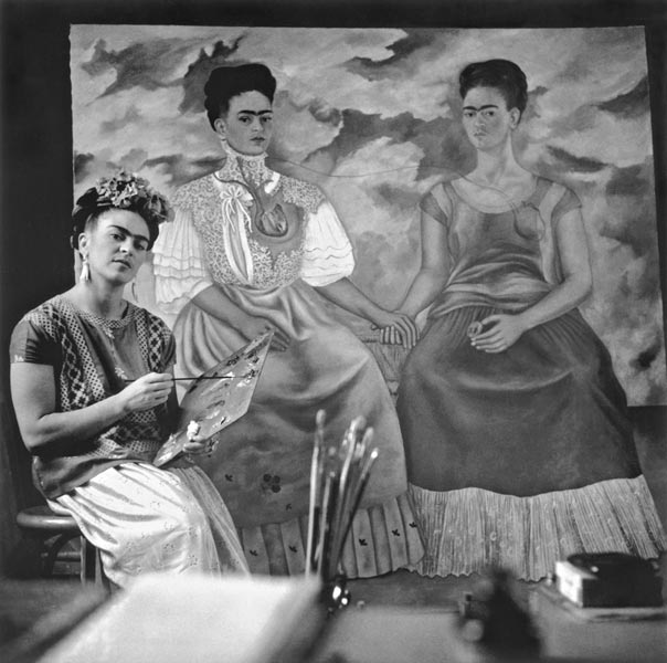 Frida-painting-The-Two-Fridas-Coyoacán (904x900, 61Kb)