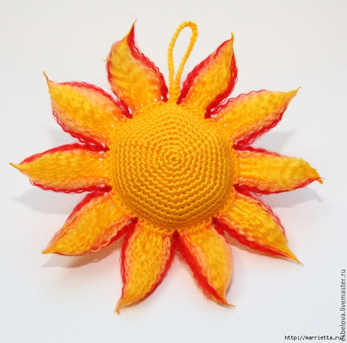 Солнышко крючком - интерьерная детская игрушка (29) (700x692, 261Kb)