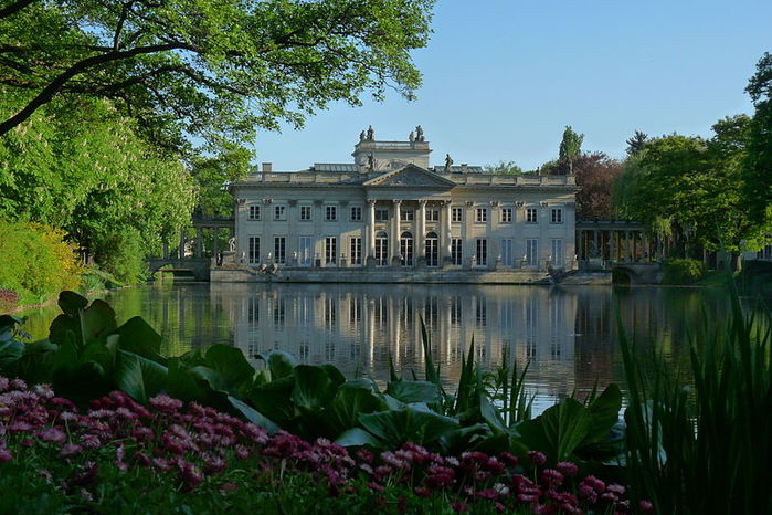 800px-PalaceOnTheWater2011 (1000x766, 90Kb)