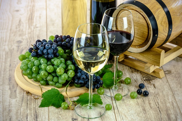 1551359443_wine-1761613_640 (640x427, 108Kb)