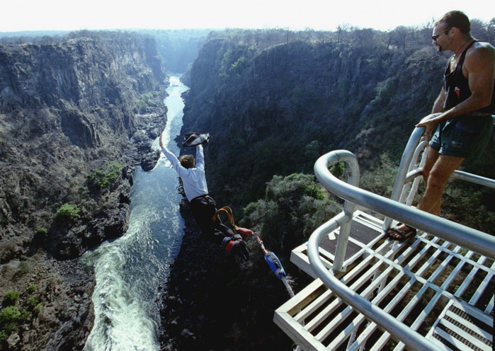 Victoria-Falls-Zimbabwe-14 (700x496, 381Kb)