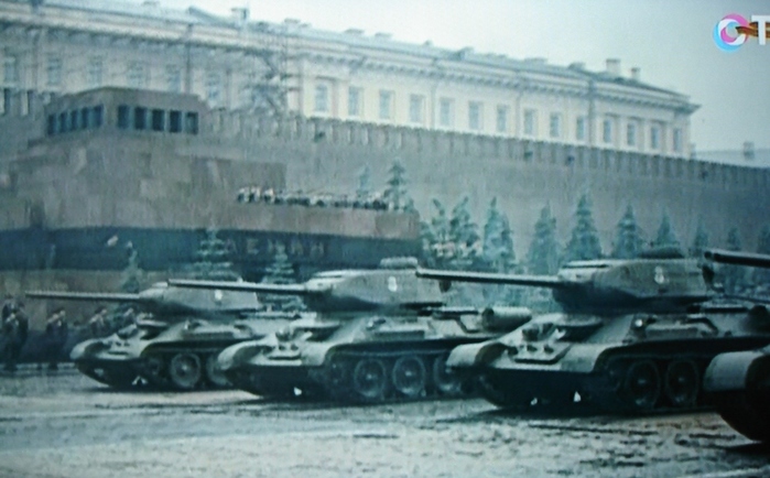   1945 (700x434, 139Kb)