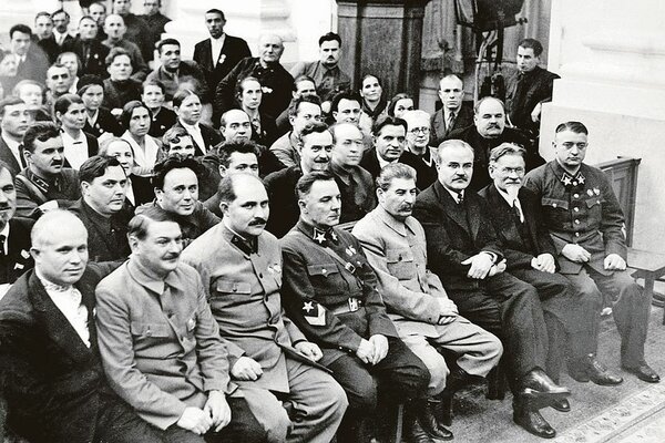 3279085_O_t_n__stalinskih_repressiyah (600x400, 87Kb)