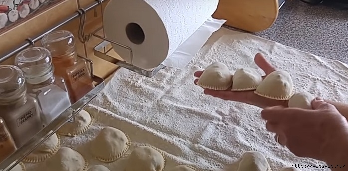 5745884_pelmeni_gotovi (700x344, 168Kb)
