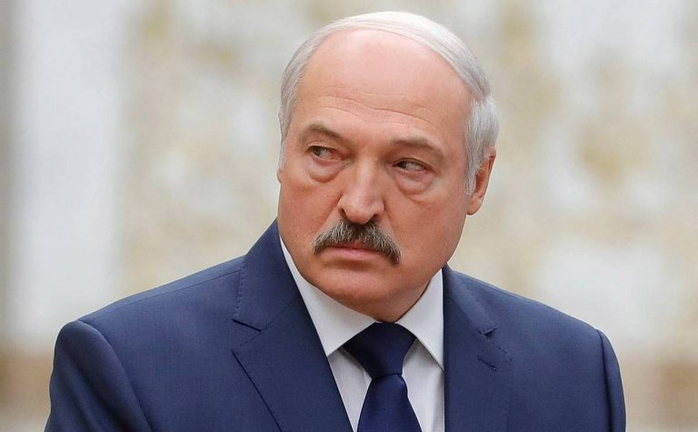 Lukashenko-768x475 (700x432, 191Kb)
