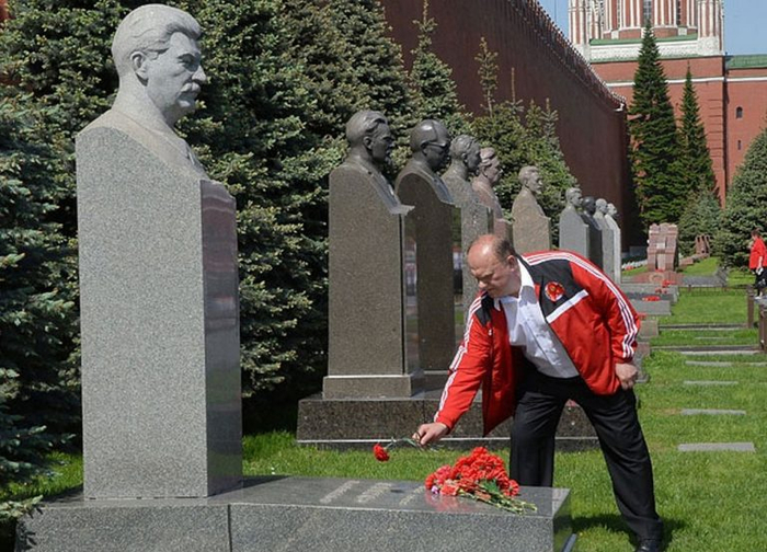 Zyuganov-768x553 (700x504, 393Kb)