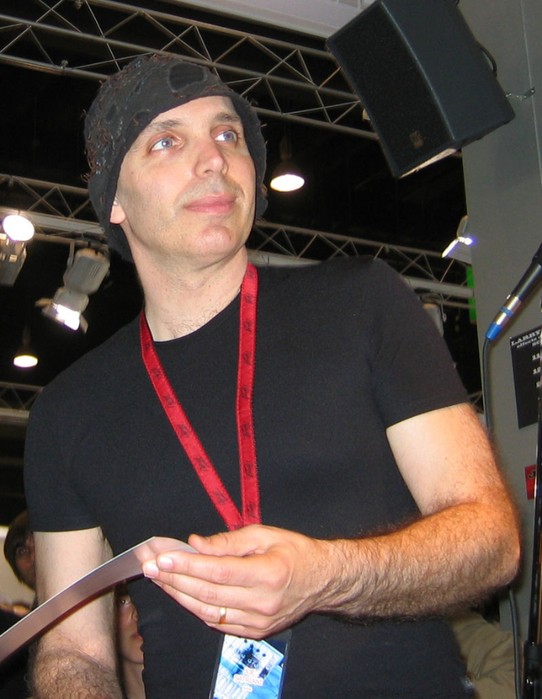 00Joe_satriani_without_sunglasses_2004 (542x700, 380Kb)