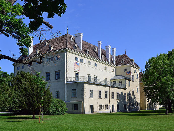 800px-Altes_Schloss_Schlosspark_Laxenburg (1000x825, 118Kb)