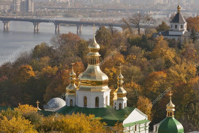 depositphotos_23174610-stock-photo-autumn-kiev-cityscape (700x466, 82Kb)