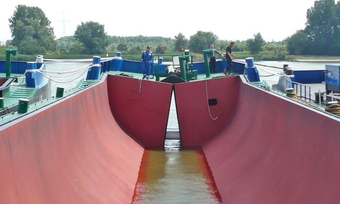split-barge (700x420, 309Kb)