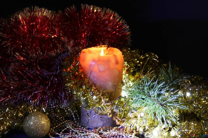 evening-christmas-candles-still-life-new-2367 (700x466, 384Kb)