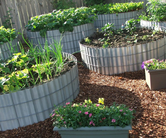 Amazing-beautiful-round-raised-garden-bed-ideas-7 (700x583, 545Kb)