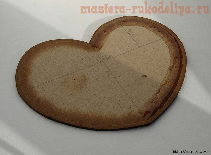 Мастер-класс по скрапбукингу. Шкатулка в форме сердца (5) (700x512, 193Kb)