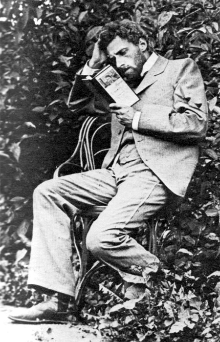 Вс. Мейерхольд за чтением «Чайки». 1898 (450x700, 224Kb)