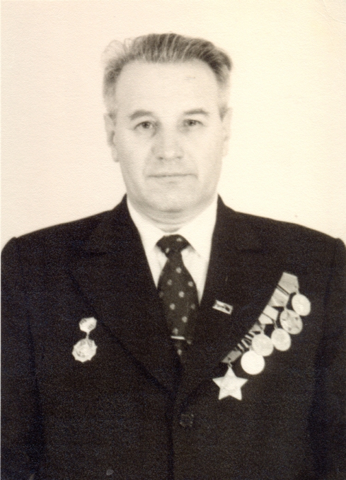 3563818_122513049_3563818_78383074_large_3563818_grandpa1 (504x700, 255Kb)