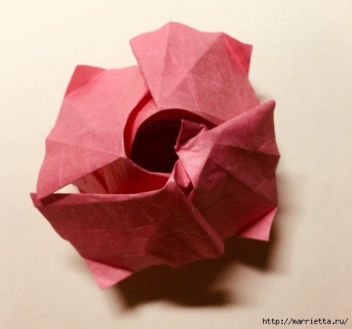 Роза в технике оригами из бумаги (10) (494x461, 87Kb)