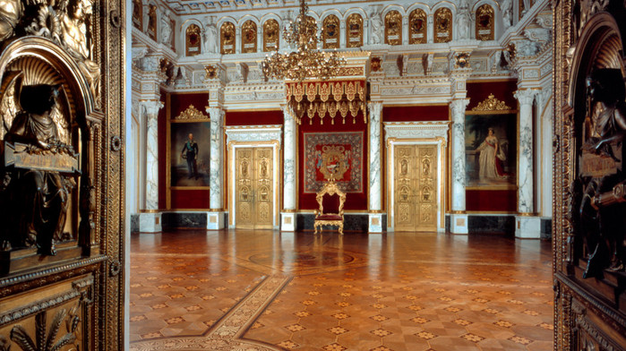 980x553px_thronsaal (900x592, 143Kb)