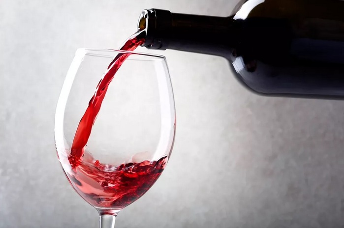3780815_guide_to_the_different_types_of_red_wine (700x464, 54Kb)